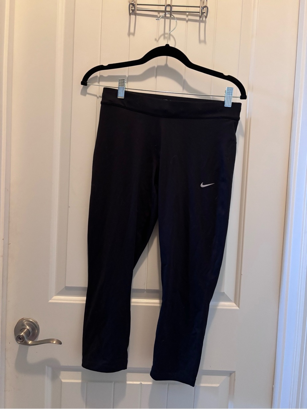 Nike Black Girls' Cropped Performance Leggings